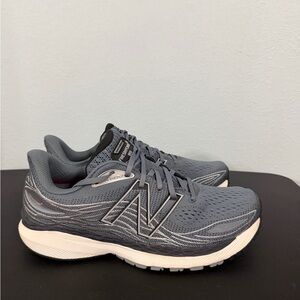 NEW BALANCE MEN'S 860 V12 RUNNING SHOE SIZE 10